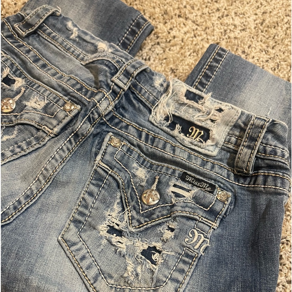 Miss Me Size 29 Mid-Rise Skinny Beautiful Jeans